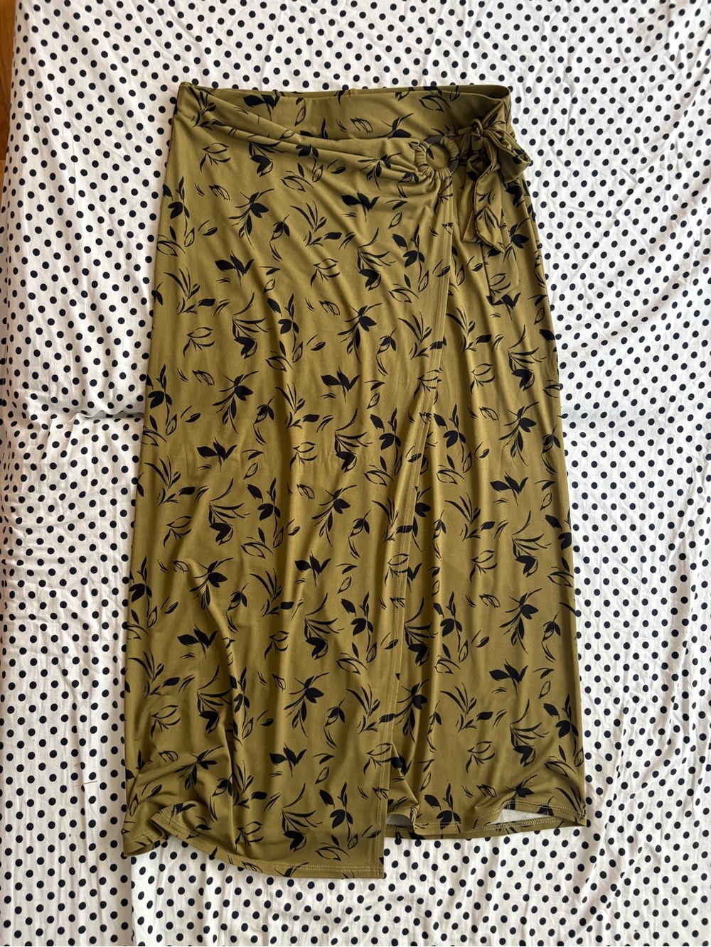 Gilli Petal Maxi Skirt